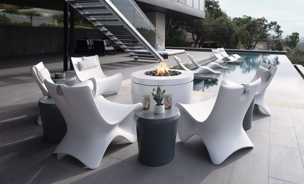 Autograph Chair — Upright In-Pool Sun Shelf Chair