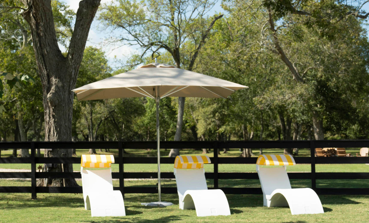 Ledge Lounger 9 foot Octagon Premier Umbrella lifestyle, lounge chairs on lawn