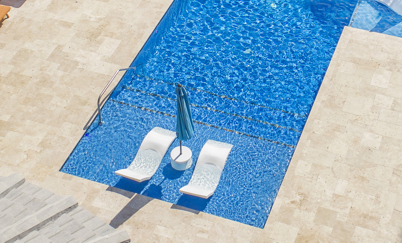 Signature Chaise + Side Table In-Pool Set — 2 Loungers