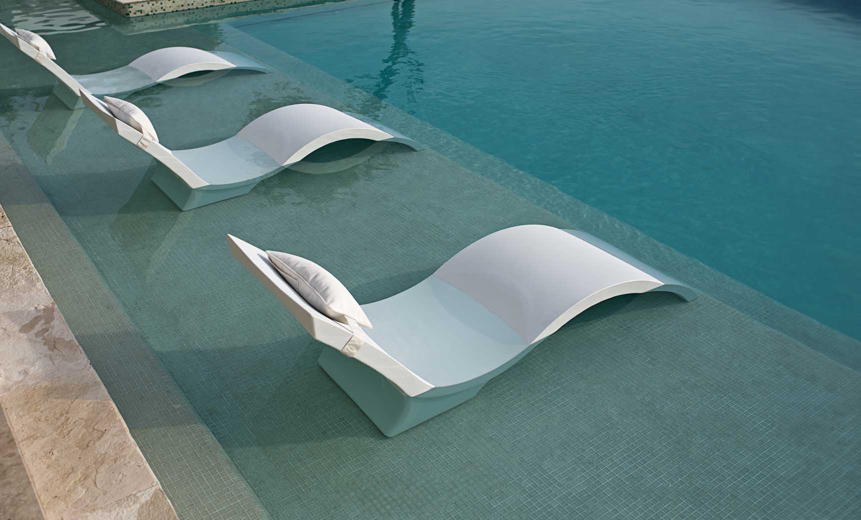 Ledge Lounger Signature Chaise Deep trio, White, tanning ledge poolside setup